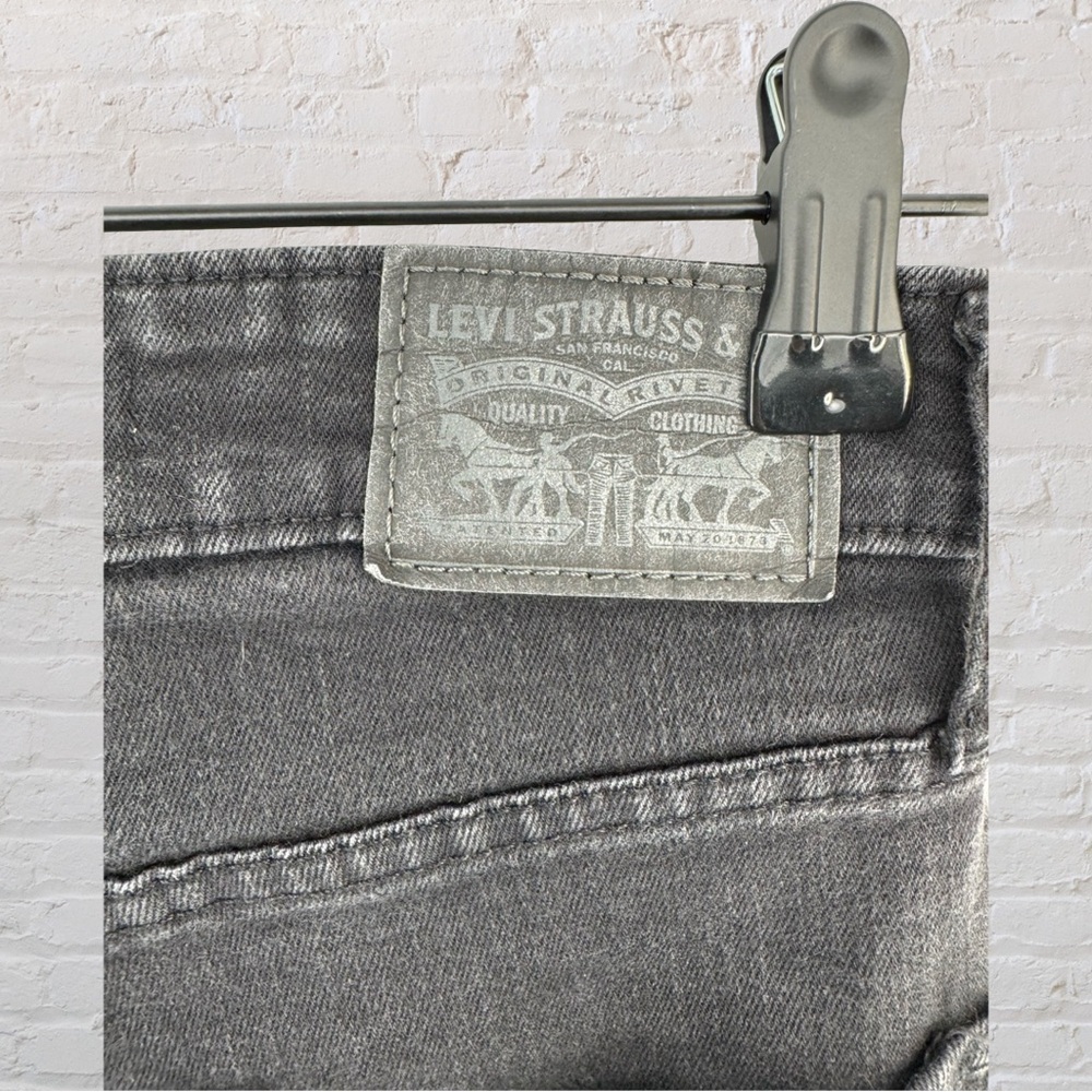 Levi's 721 High Rise Skinny Jeans (size 26) - Picture 7 of 10